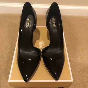 CLAIRE D’Orsay patent leather Pump